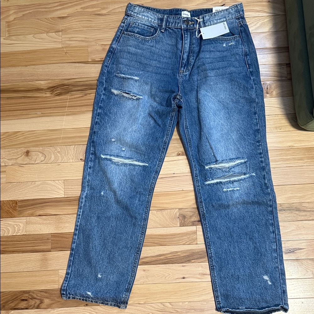 Women’s Botique Blue Distressed Jeans